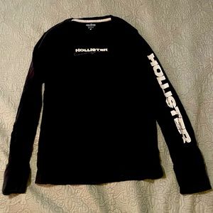 Hollister Men’s long sleeve tee, size S.
